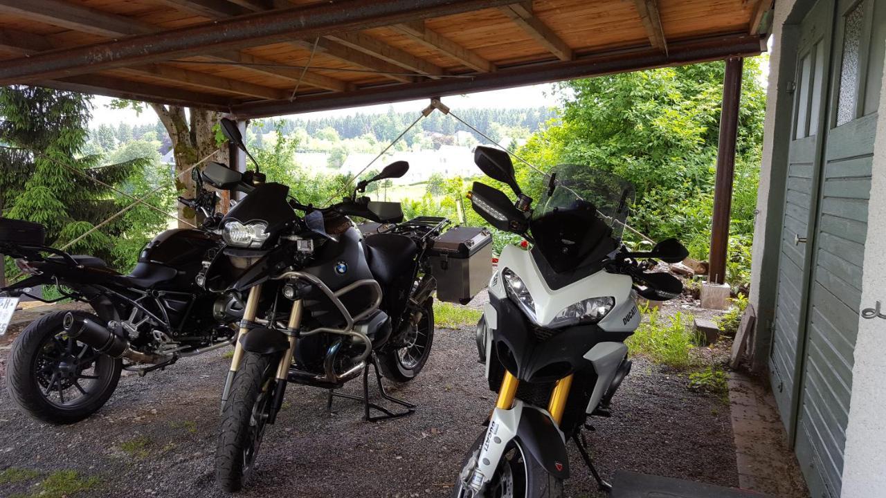 Hotel Schoene Aussicht Masserberg Bagian luar foto