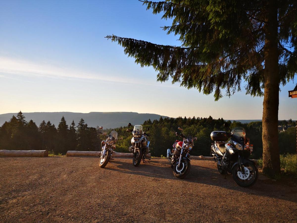 Hotel Schoene Aussicht Masserberg Bagian luar foto