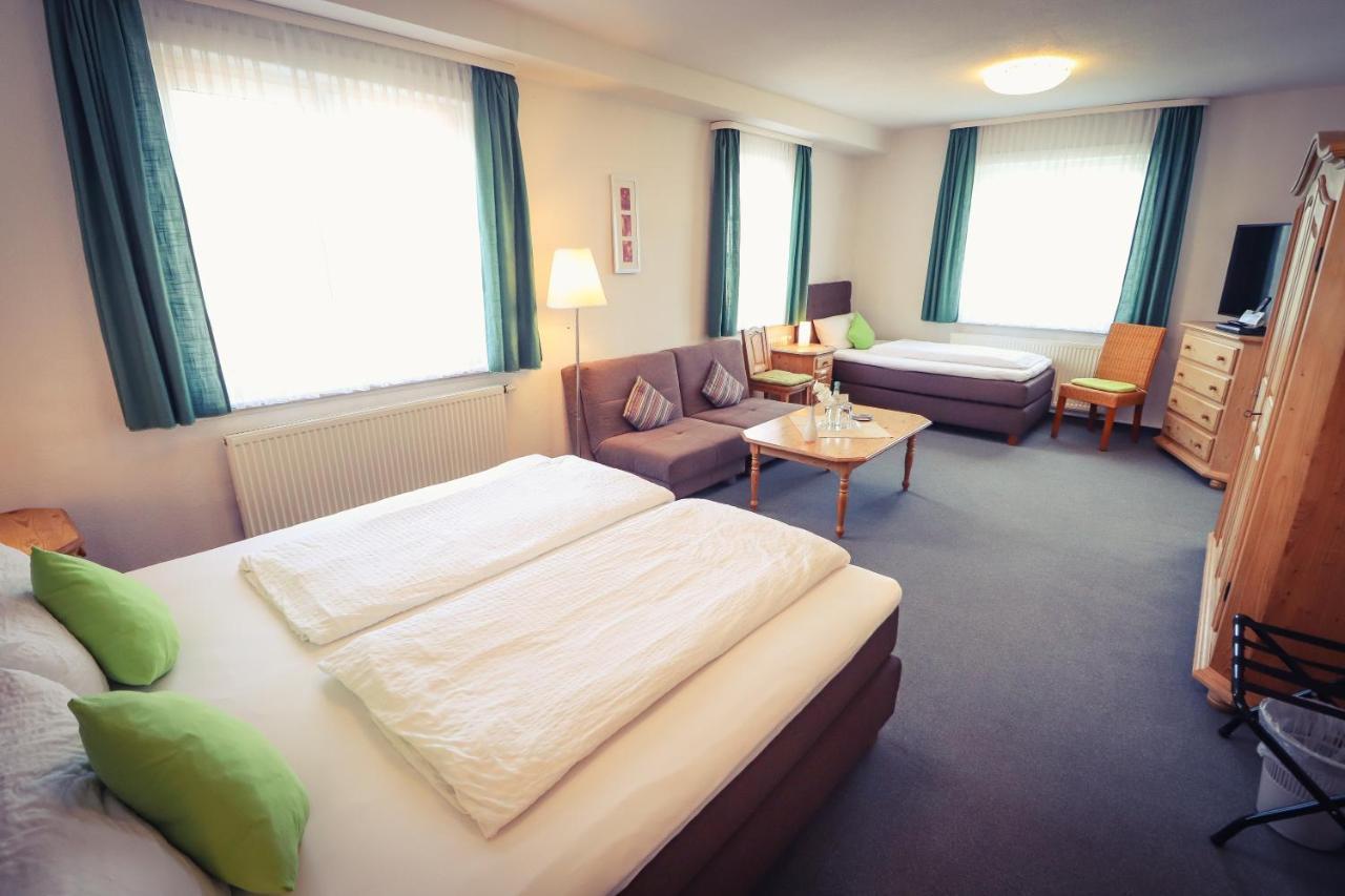 Hotel Schoene Aussicht Masserberg Bagian luar foto