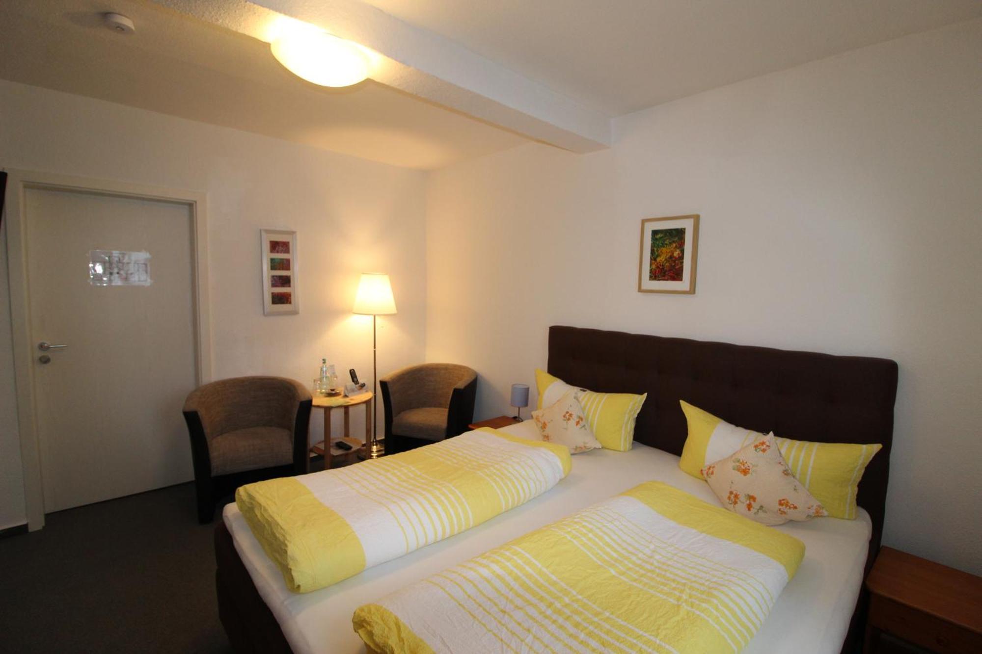 Hotel Schoene Aussicht Masserberg Ruang foto